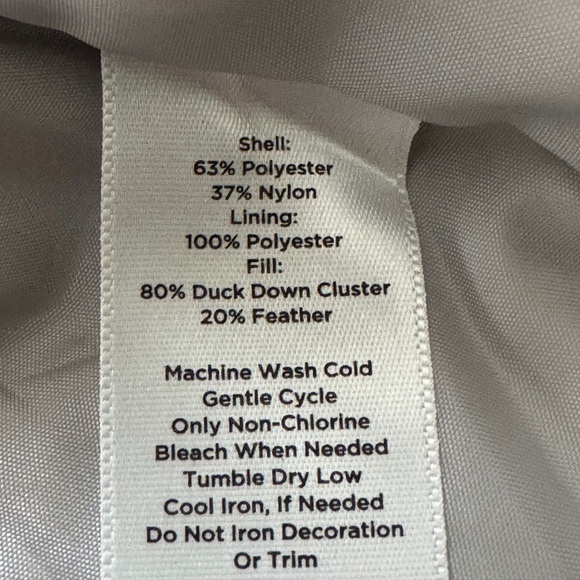 Talbots Satin Goose Down Puffer Vest in Cream - Picture 6 of 8